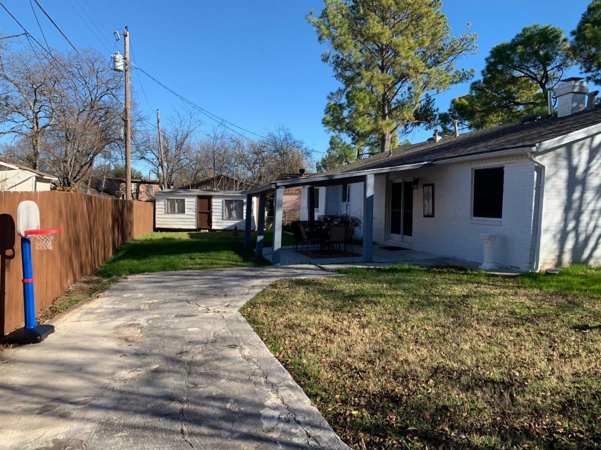 Oasis Near Dfw Airport With Mediterranean Setting 歐文 外观 照片