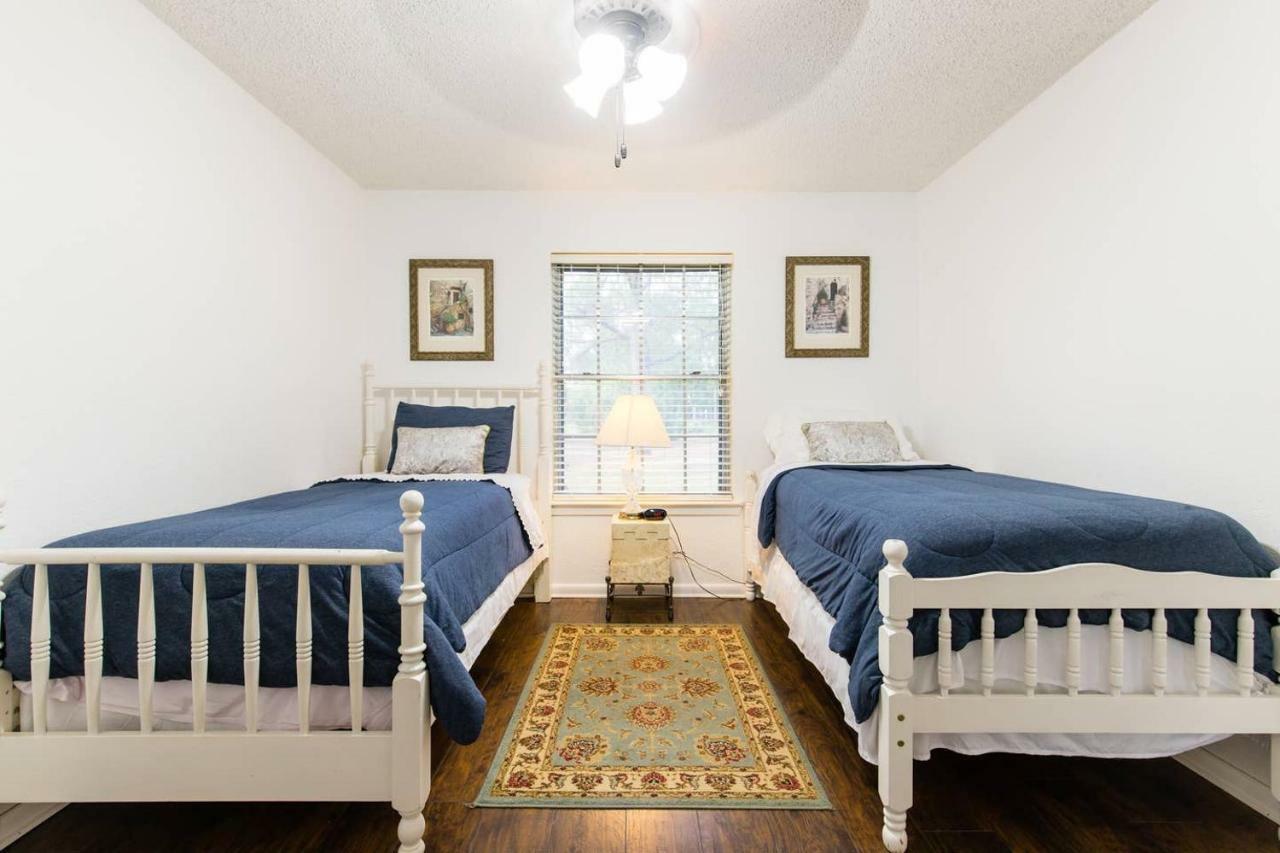 Oasis Near Dfw Airport With Mediterranean Setting 歐文 外观 照片