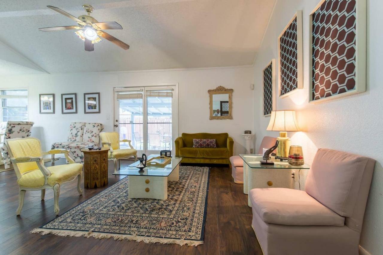 Oasis Near Dfw Airport With Mediterranean Setting 歐文 外观 照片