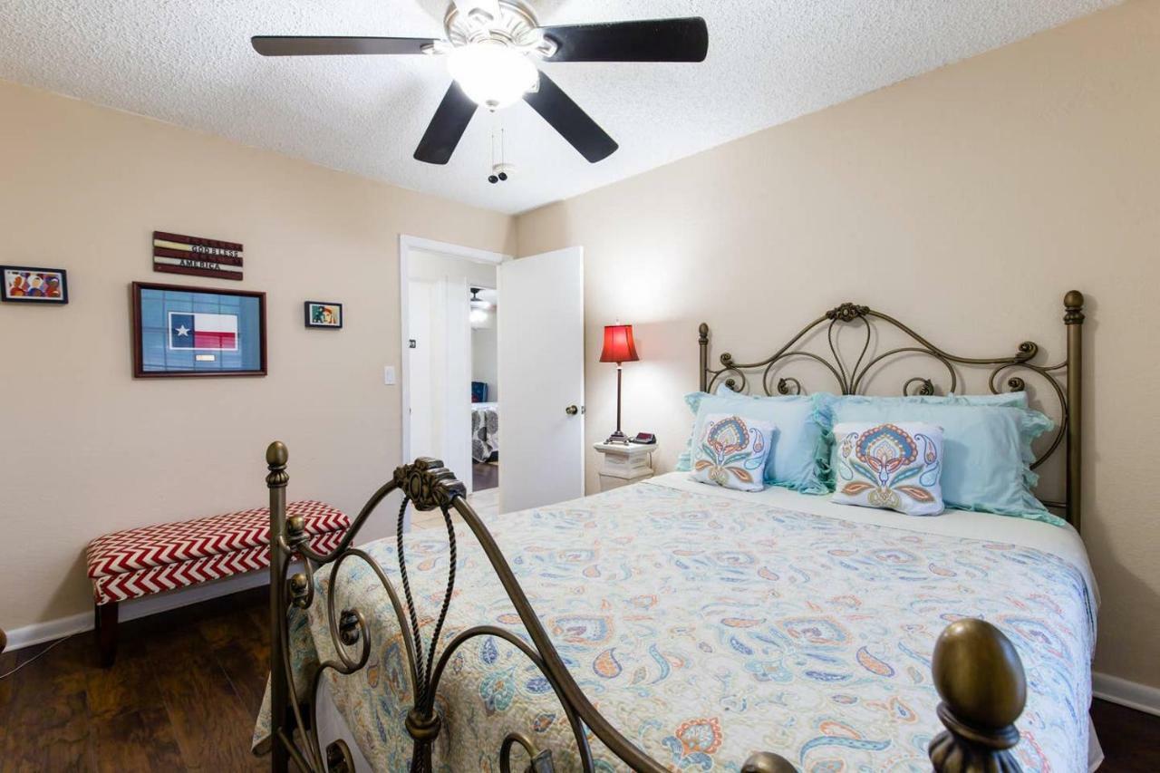 Oasis Near Dfw Airport With Mediterranean Setting 歐文 外观 照片